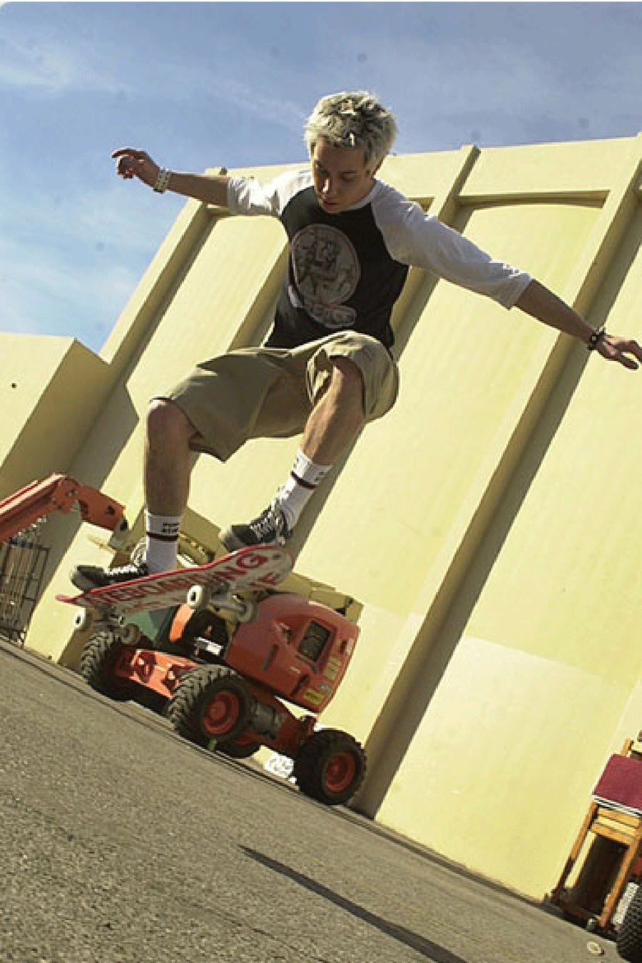 davidskateboarding.gif